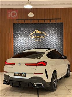 بی ئێم دەبڵیو X6